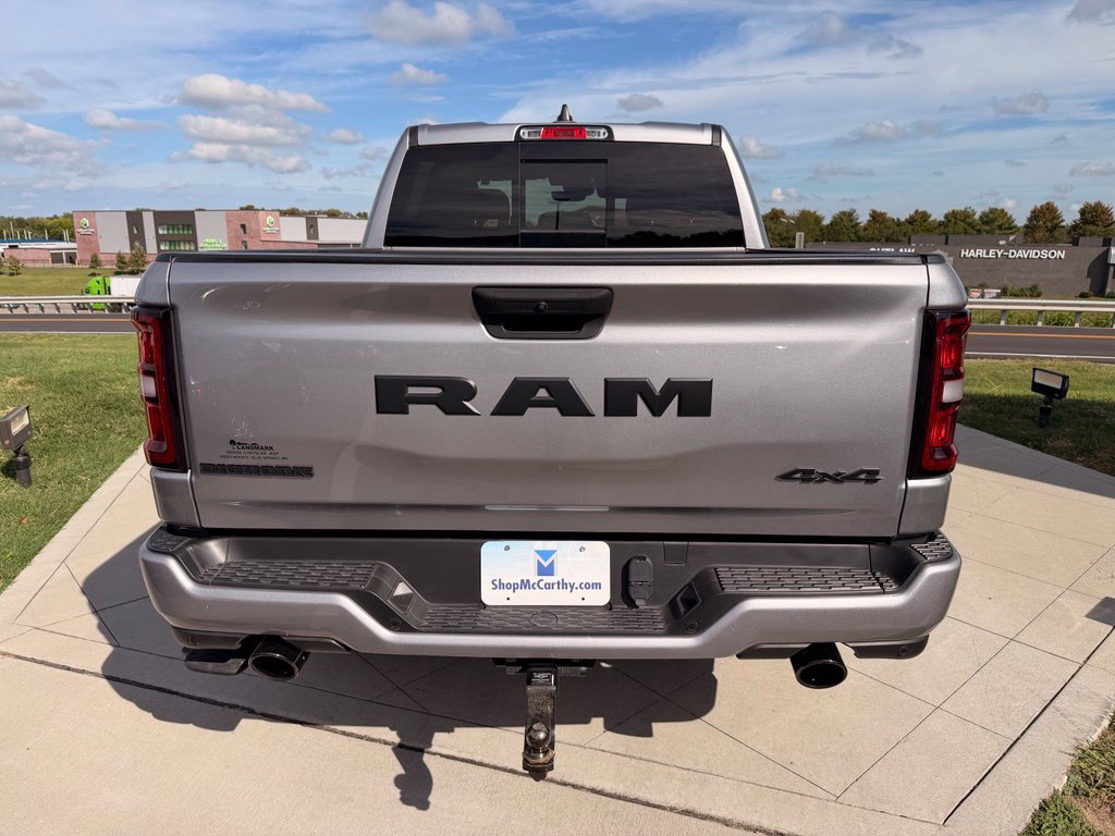 Used 2025 RAM 1500 Big Horn AWD/4WD image 8