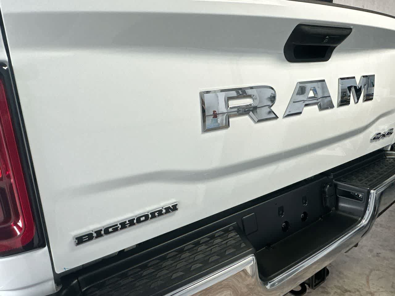 Used 2025 RAM 2500 Big Horn AWD/4WD image 10