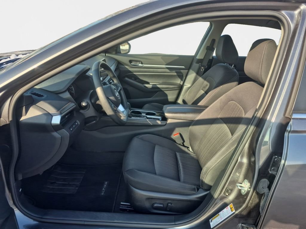 Used 2023 Nissan Altima 2.5 SV image 12