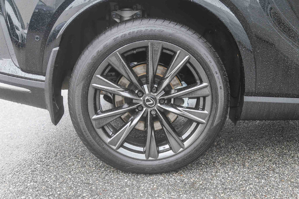 Used 2024 Lexus RX 350 F Sport w/ Convenience Package AWD/4WD image 8