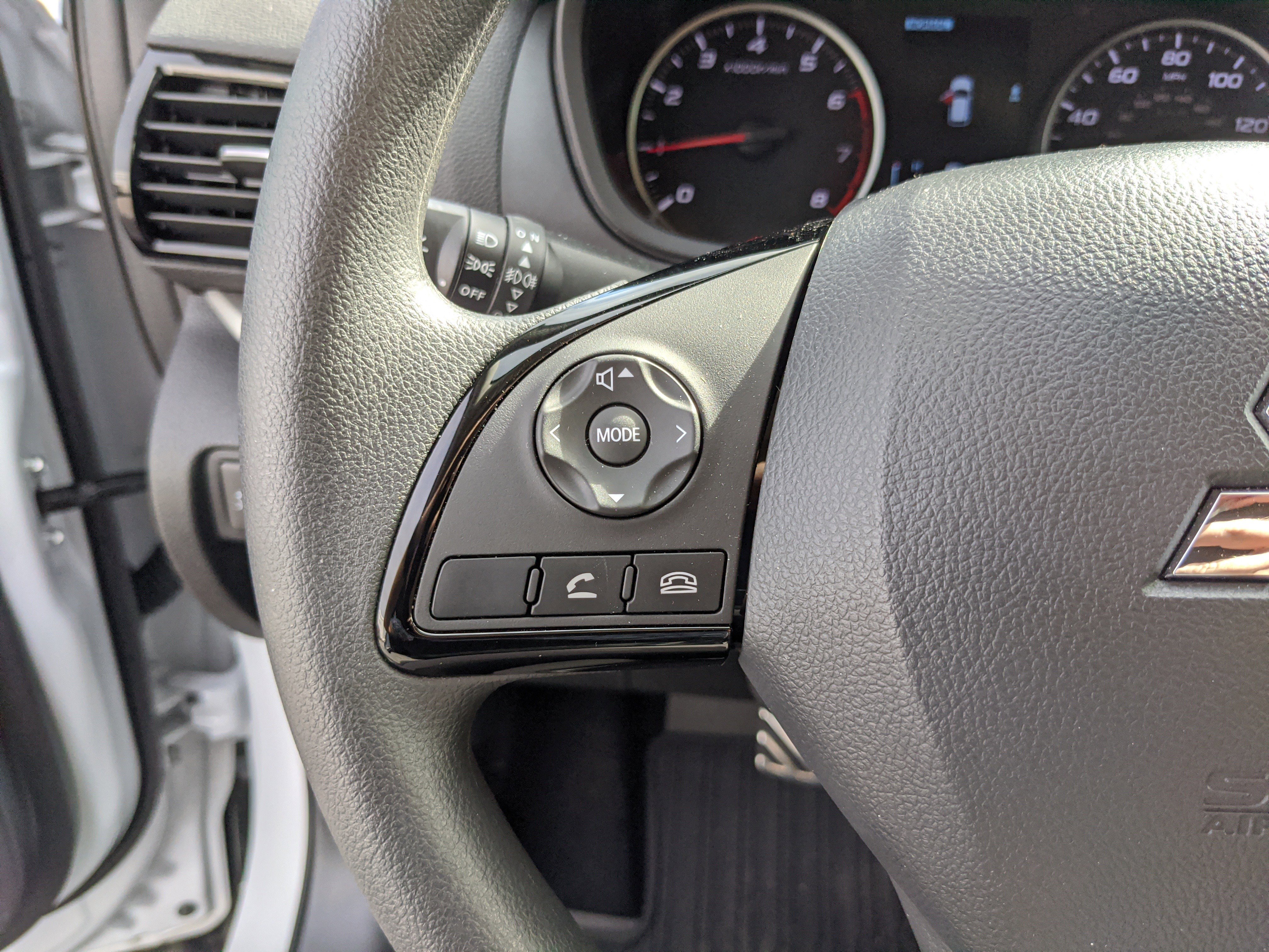 Used 2025 Mitsubishi Eclipse Cross ES image 29