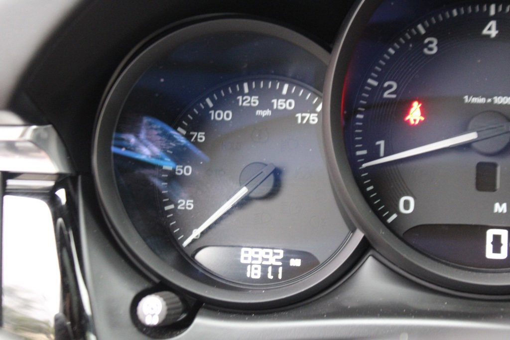 Used 2025 Porsche Macan image 24