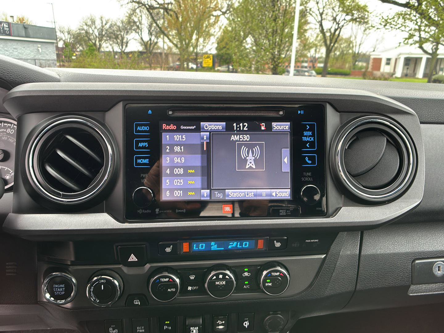 Used 2019 Toyota Tacoma TRD Off-Road AWD/4WD image 29