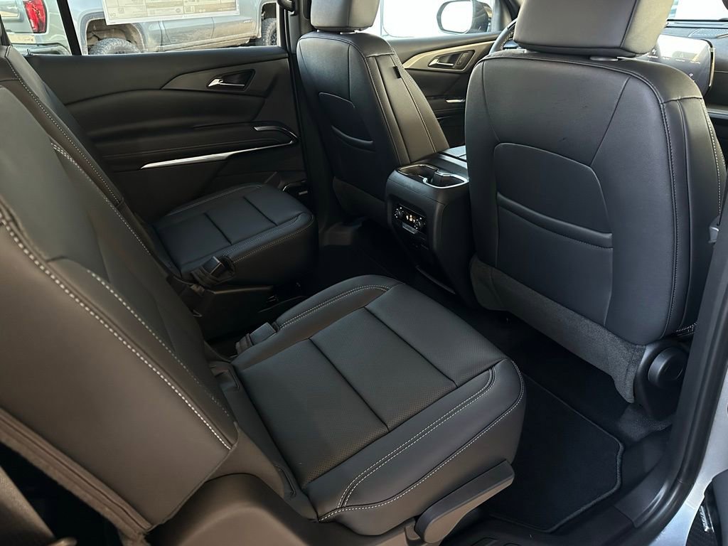New 2026 Chevrolet Traverse LT w/ Enhanced Driving Package image 18