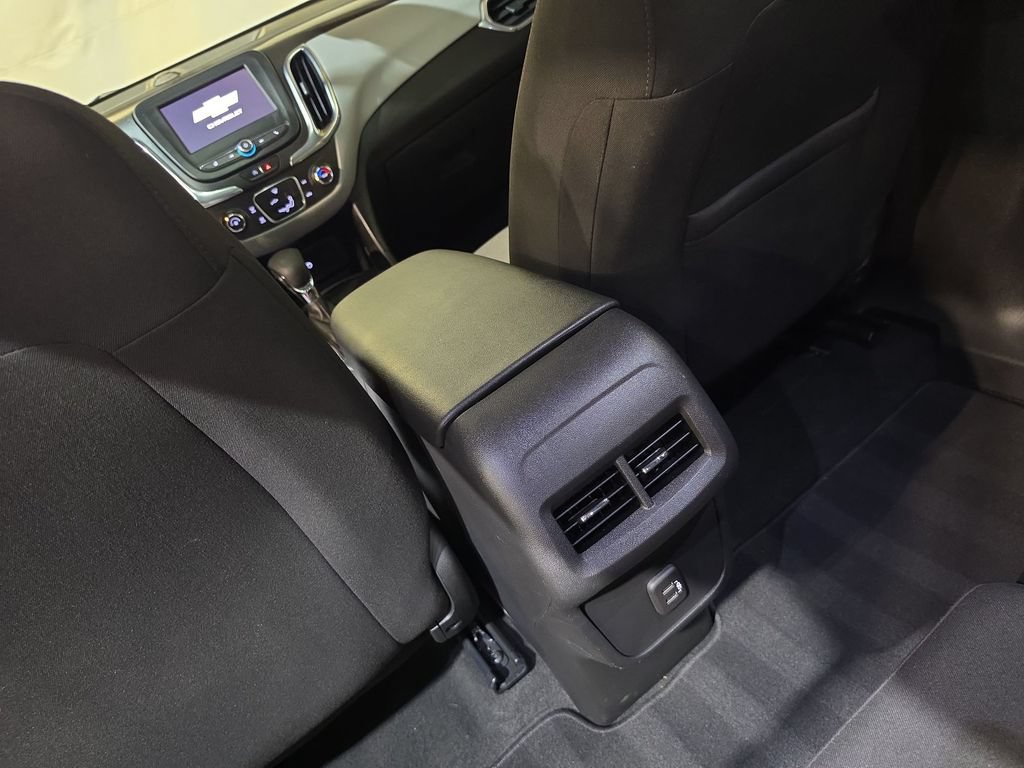 Used 2023 Chevrolet Equinox LS AWD/4WD image 21