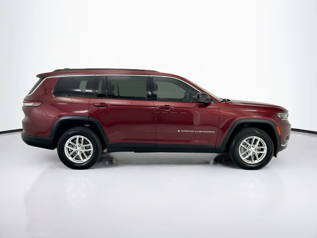 Used 2024 Jeep Grand Cherokee L Laredo RWD image 4
