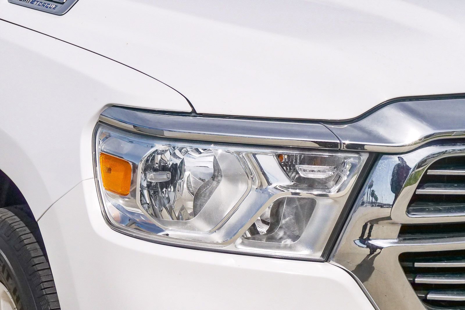 Used 2024 RAM 1500 Laramie image 4