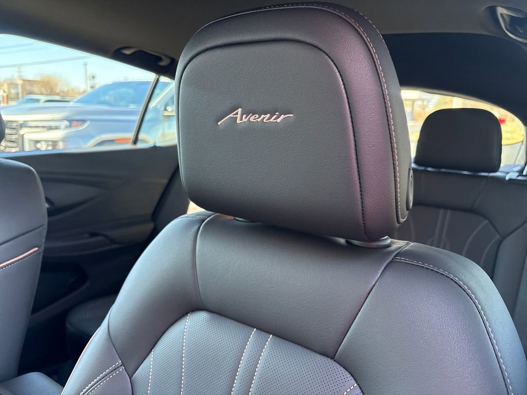 New 2026 Buick Envista Avenir image 14