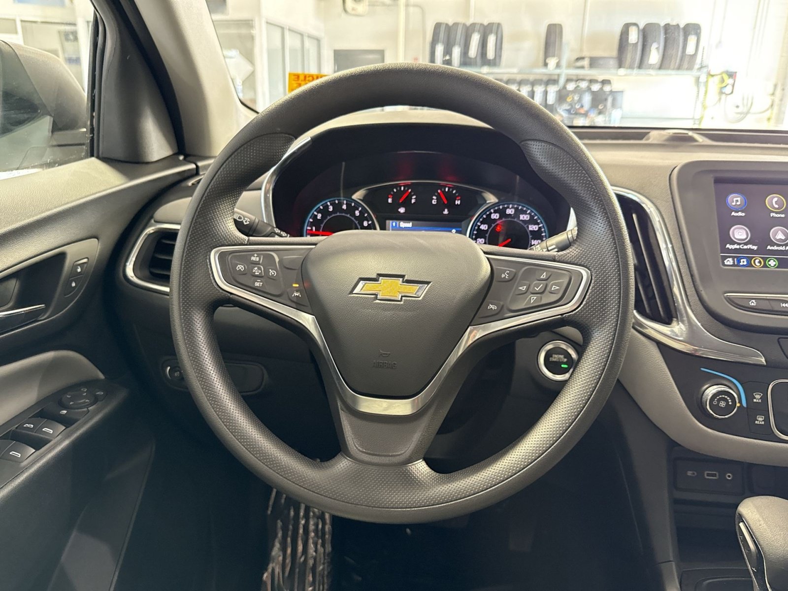 Used 2023 Chevrolet Equinox LS w/ LS Convenience Package FWD image 17