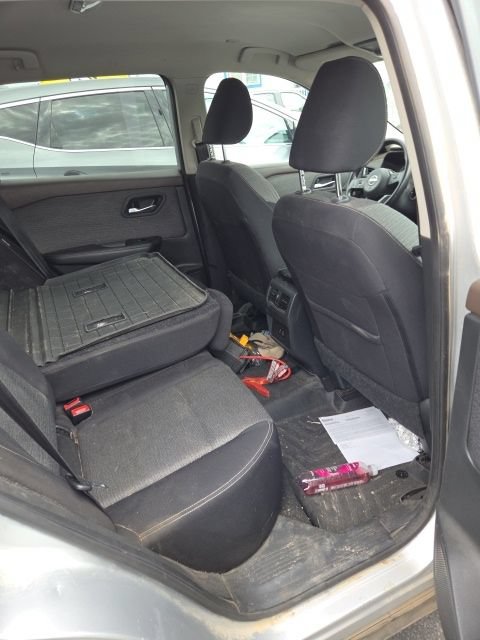 Used 2023 Nissan Rogue SV AWD/4WD image 11