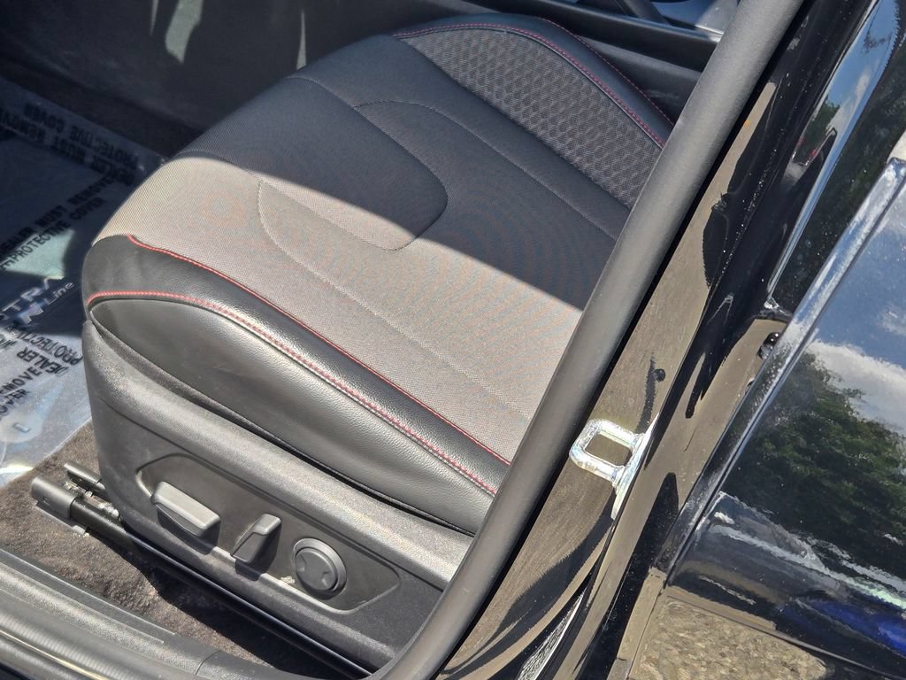 Used 2025 Hyundai Elantra N Line FWD image 30