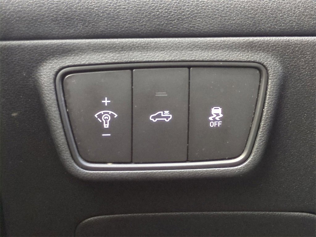 Used 2023 Hyundai Santa Cruz SEL Premium image 28