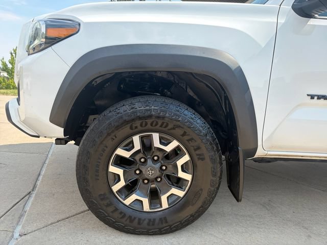 Certified 2023 Toyota Tacoma TRD Off-Road w/ Advanced Technology Package AWD/4WD image 25