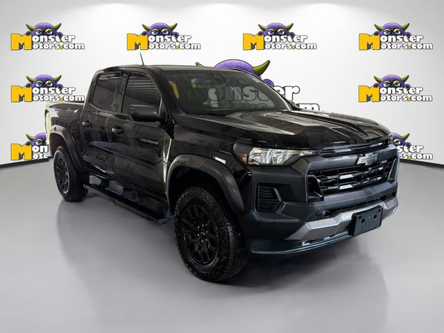 Used 2025 Chevrolet Colorado Trail Boss image 3