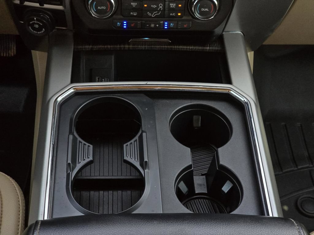 Used 2020 Ford F250 Lariat w/ Chrome Package AWD/4WD image 40