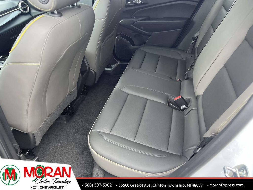 Certified 2024 Chevrolet Trax ACTIV w/ Sunroof Package FWD image 13