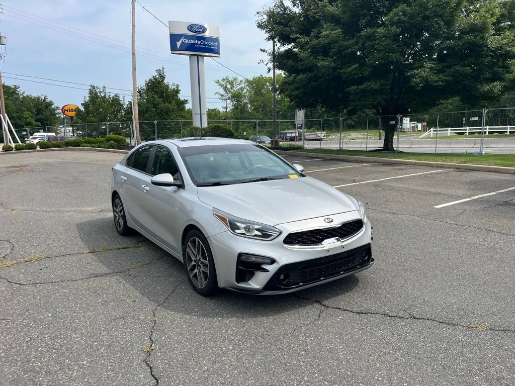 Used 2019 Kia Forte S w/ S Premium Package FWD image 3