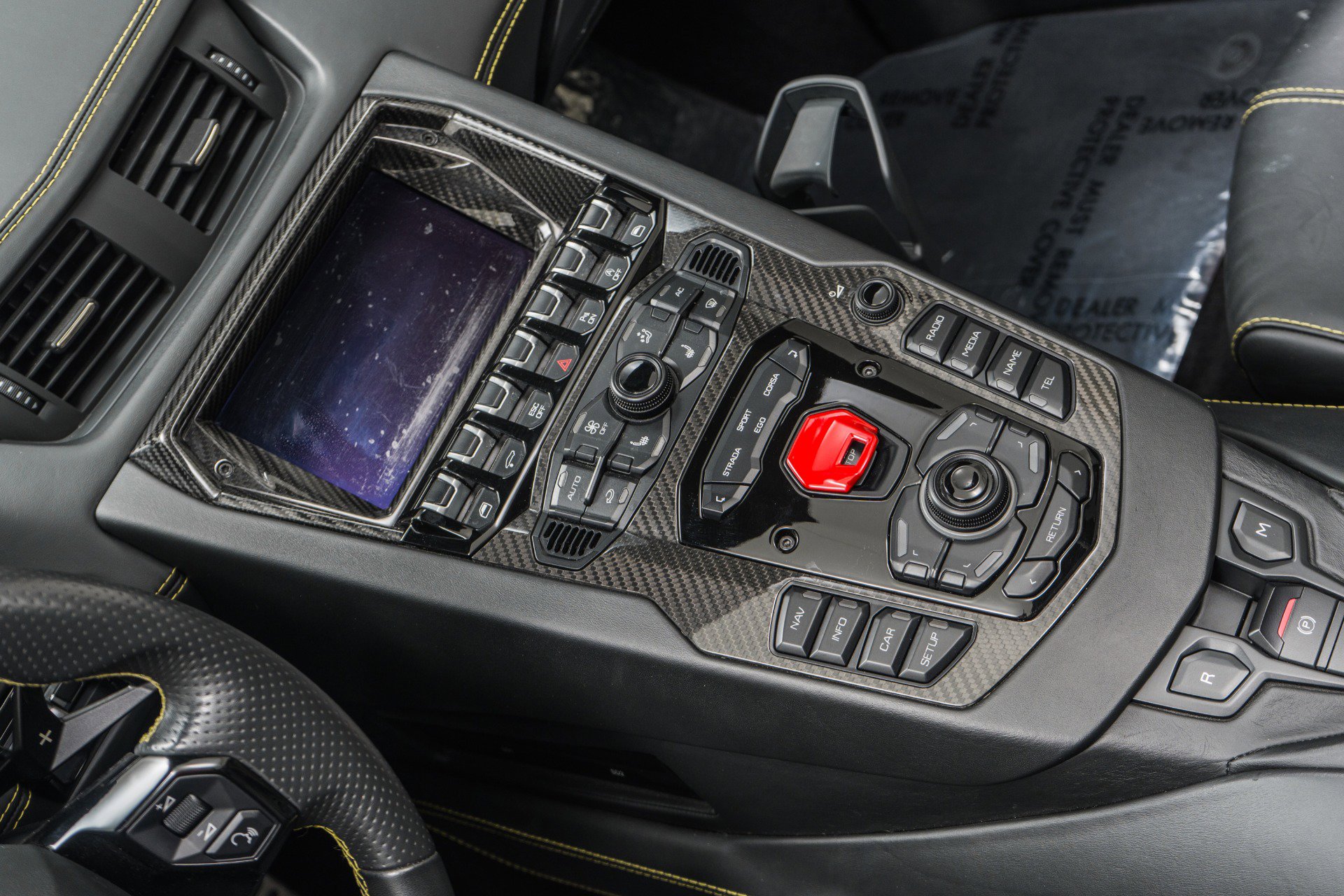 Used 2019 Lamborghini Aventador S image 27