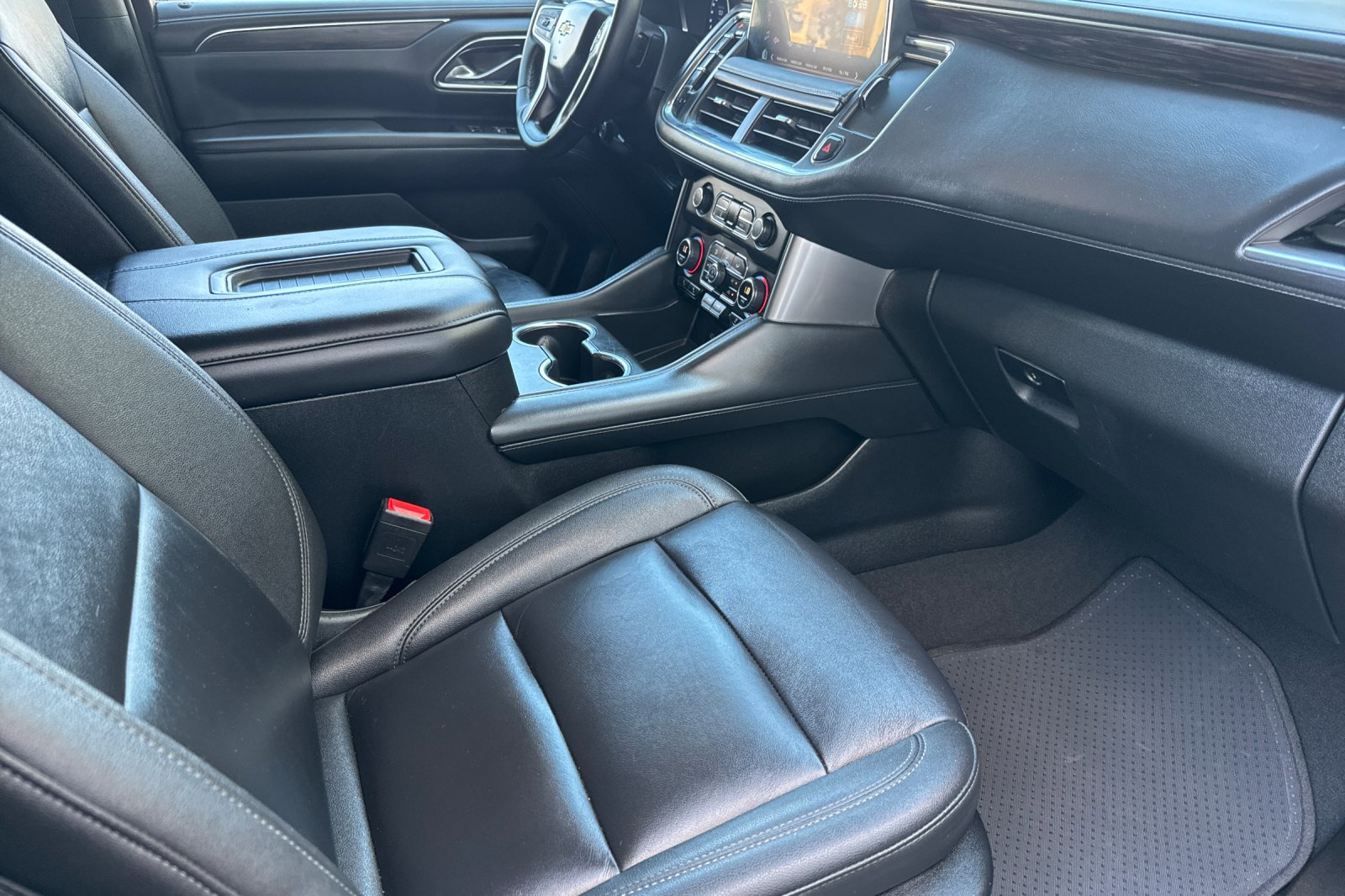 Used 2024 Chevrolet Tahoe LT image 21