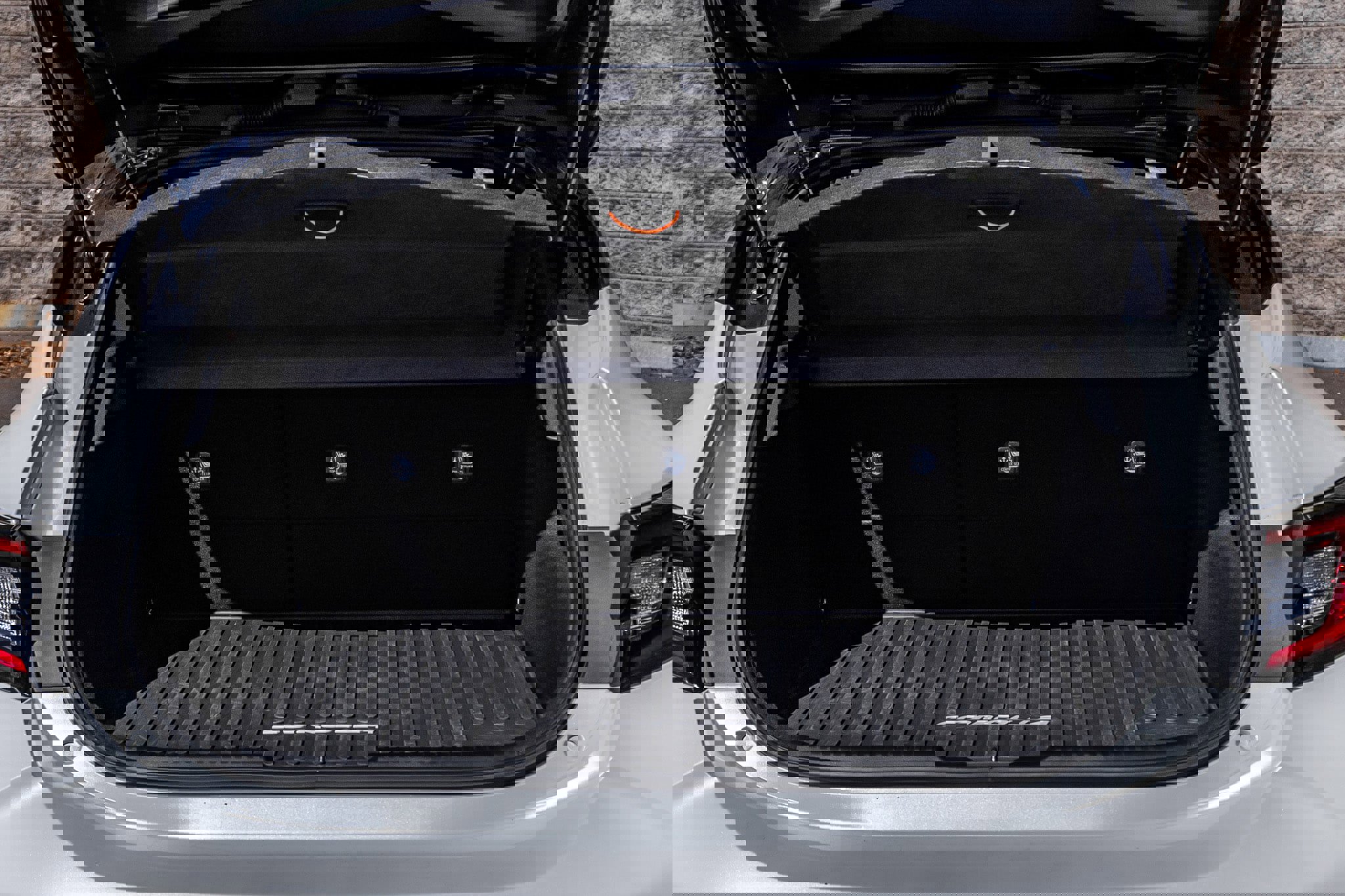 Used 2025 Toyota Corolla XSE image 18