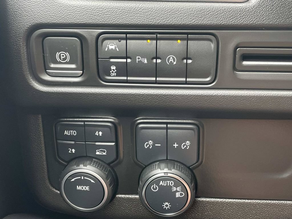 Used 2023 Chevrolet Tahoe RST AWD/4WD image 28