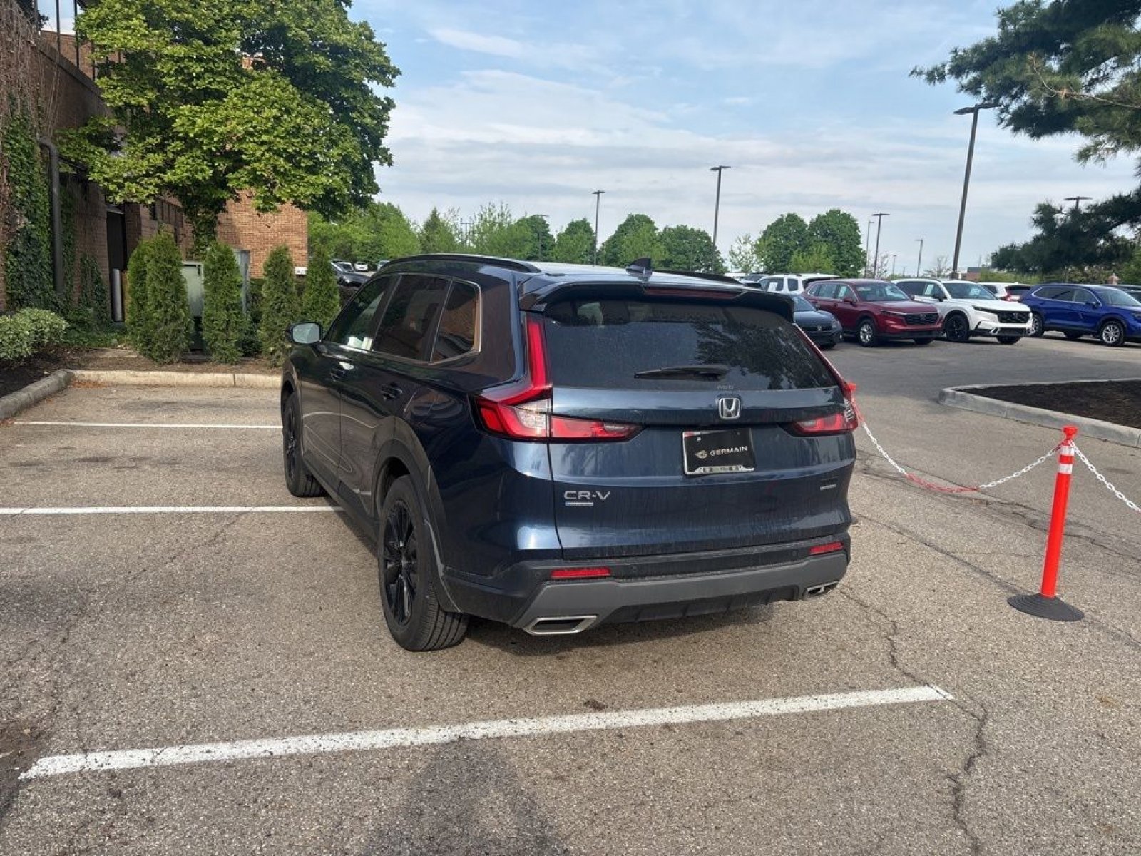 Used 2025 Honda CR-V Sport Touring image 7