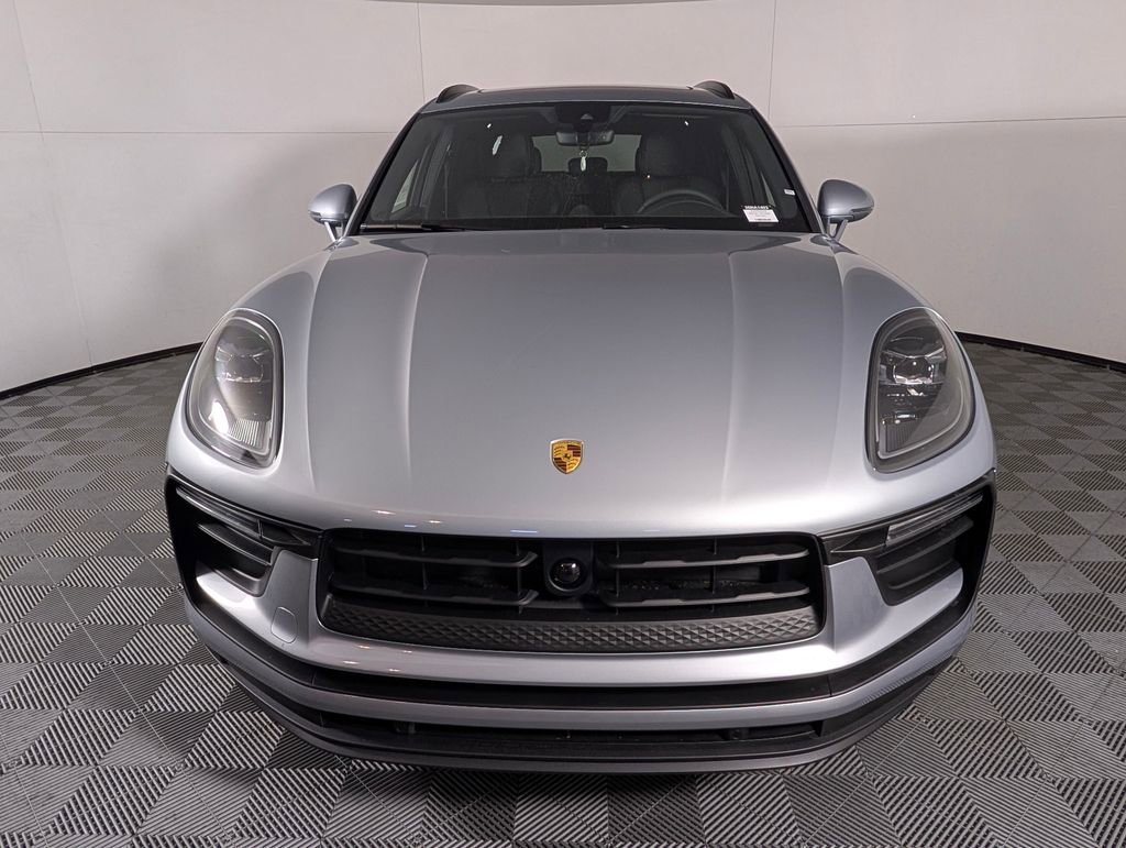 New 2026 Porsche Macan image 10