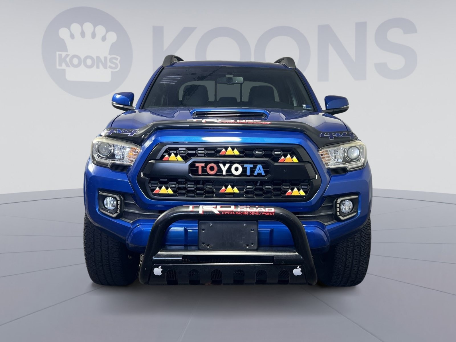 Used 2016 Toyota Tacoma TRD Sport AWD/4WD image 4