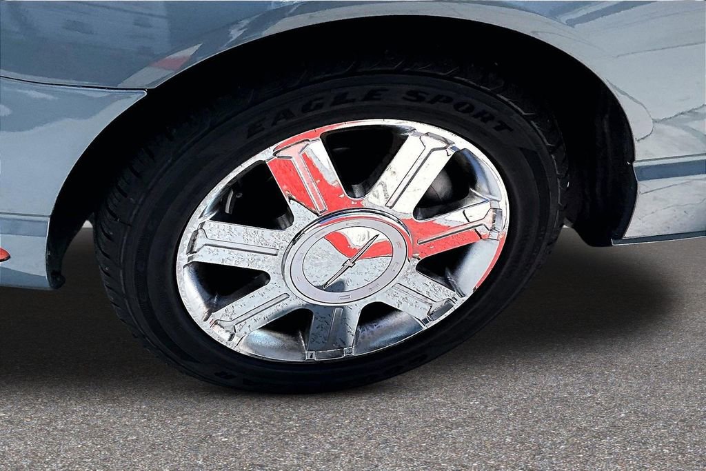 Used 2005 Ford Thunderbird 50th Anniversary image 31