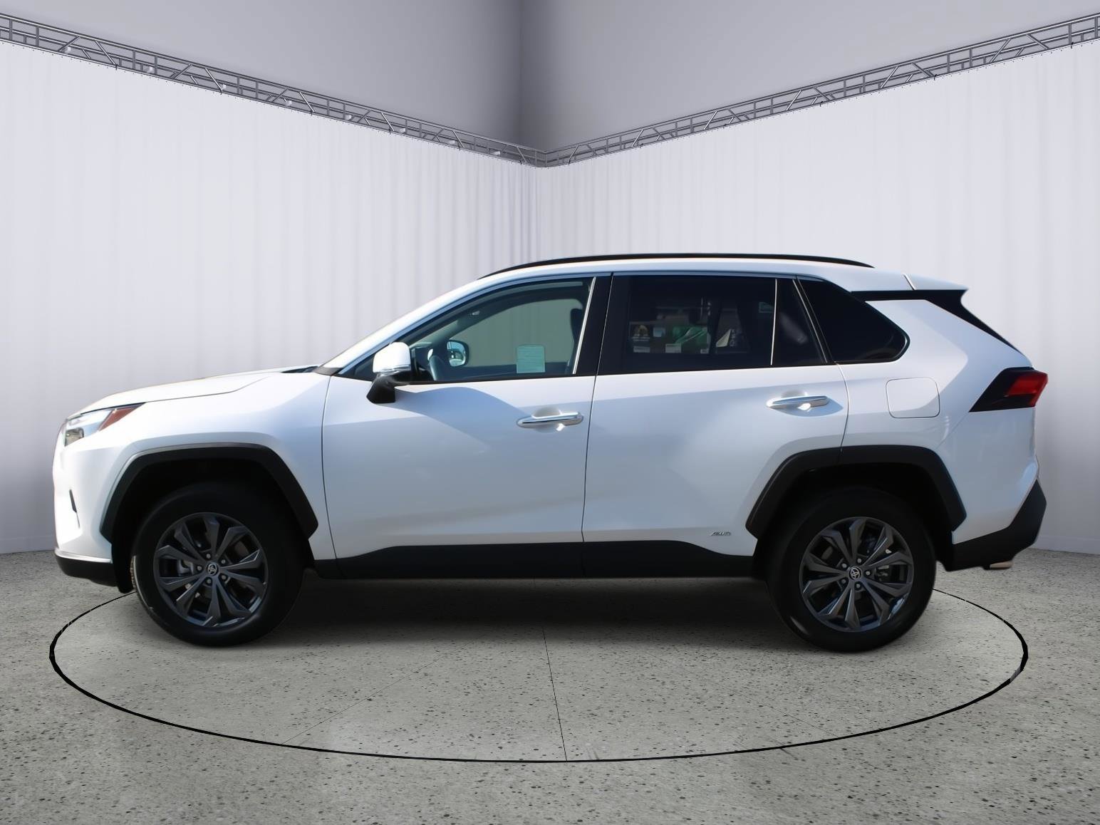 Used 2024 Toyota RAV4 Limited image 5