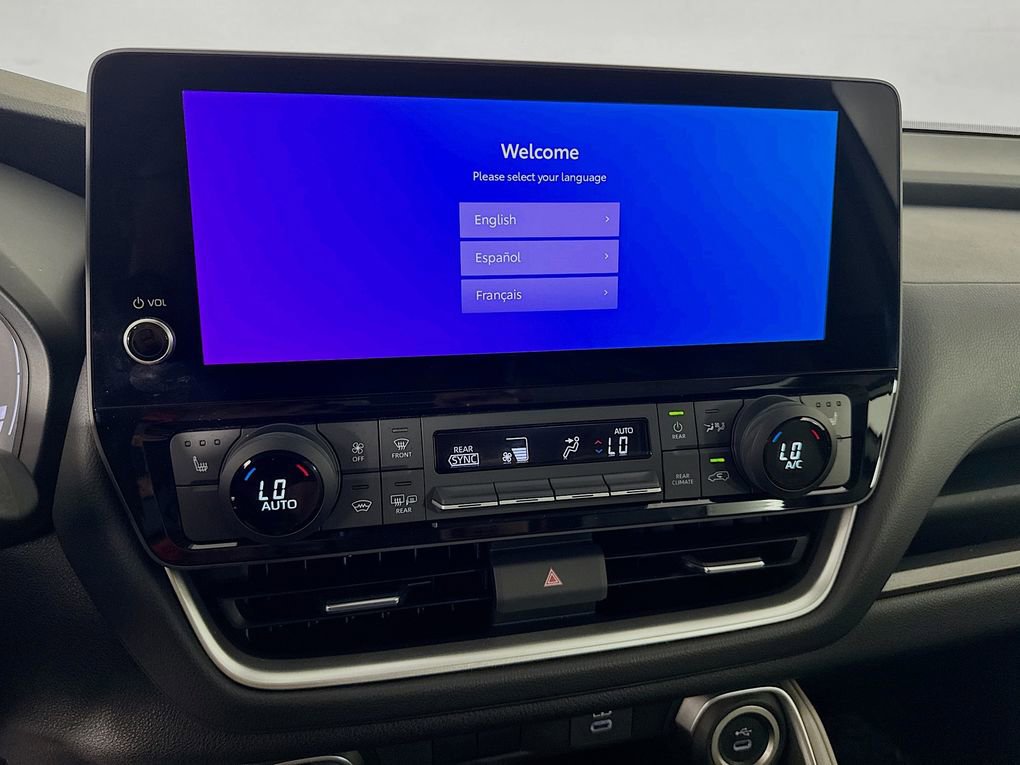 Used 2025 Toyota Grand Highlander FWD image 20