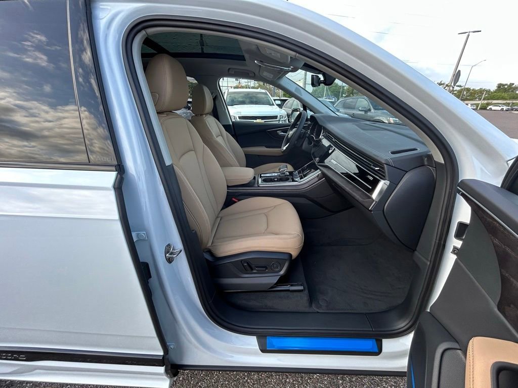New 2026 Audi Q7 3.0T Premium Plus AWD/4WD image 21