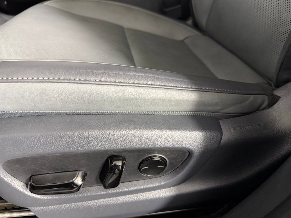 Used 2024 Lexus RZ 300e Premium image 23