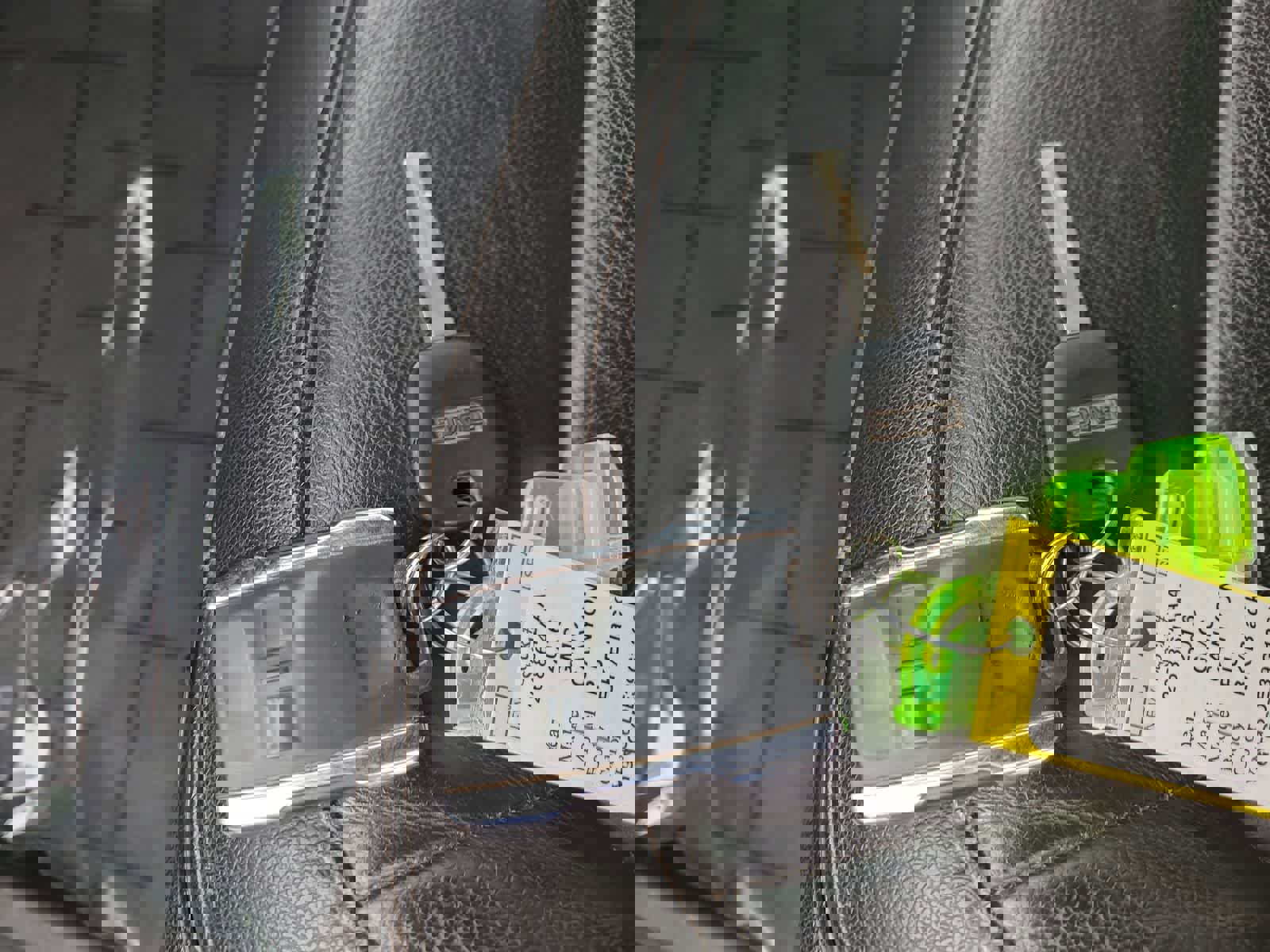 Used 2016 GMC Canyon SLT w/ Driver Alert Package image 28