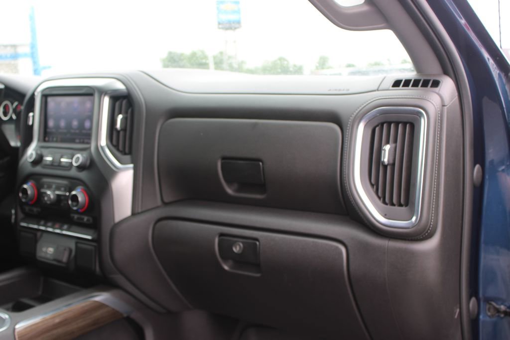 Used 2022 Chevrolet Silverado 1500 LT Trail Boss AWD/4WD image 31