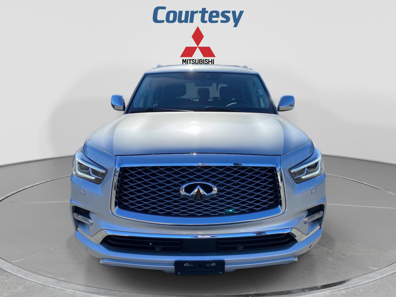 Used 2019 INFINITI QX80 Luxe w/ Proactive Package AWD/4WD image 9