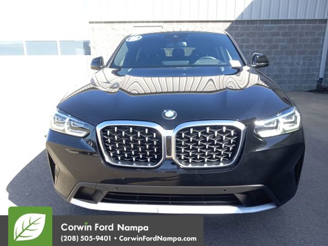 Used 2025 BMW X4 xDrive30i image 8
