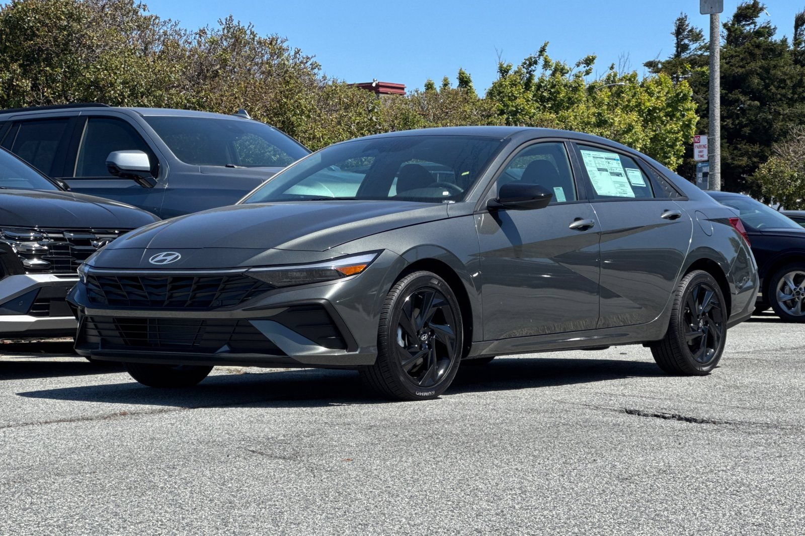 New 2026 Hyundai Elantra Sport FWD image 8