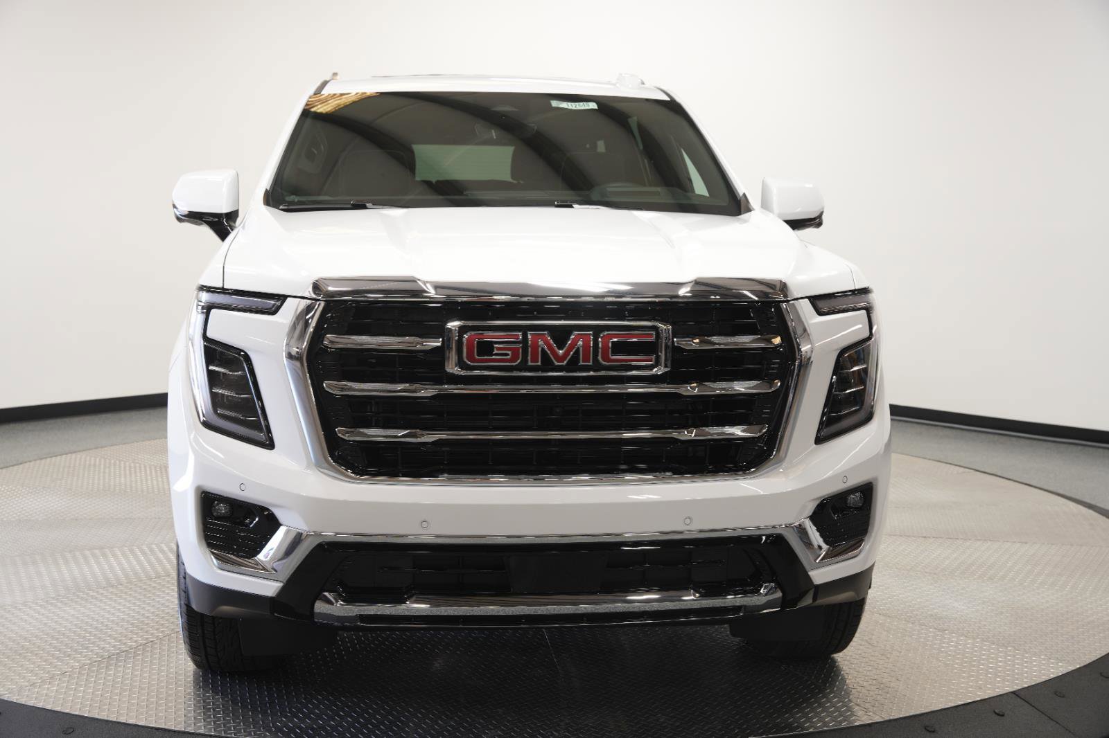 New 2026 GMC Yukon XL Elevation w/ Elevation Premium Package AWD/4WD image 2