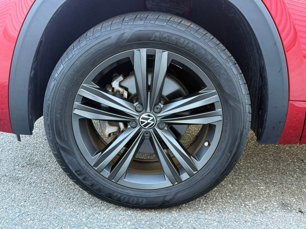 Used 2022 Volkswagen Atlas Cross Sport SEL R-Line image 43