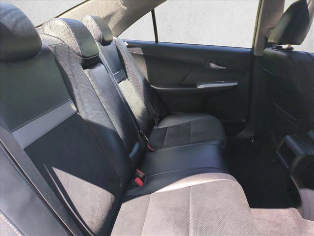 Used 2012 Toyota Camry SE w/ Leather Pkg image 24