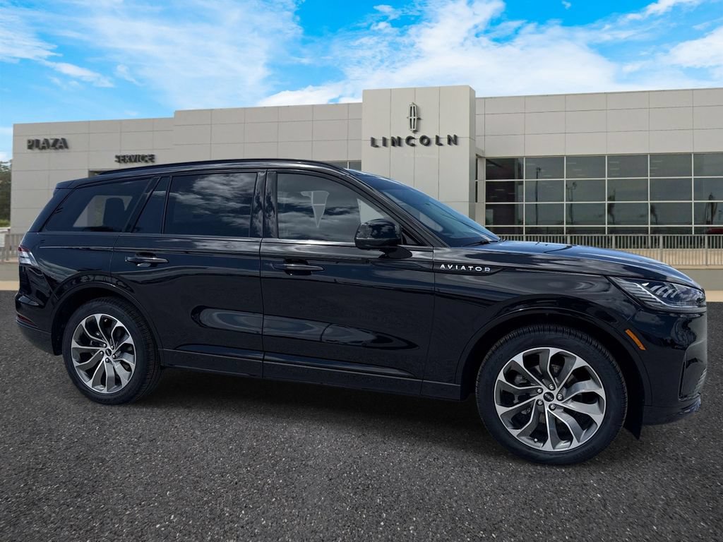New 2026 Lincoln Aviator AWD w/ Jet Appearance Package