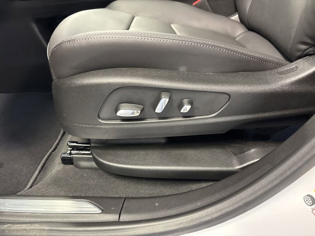 New 2025 Cadillac XT5 Premium Luxury w/ Technology Package image 23