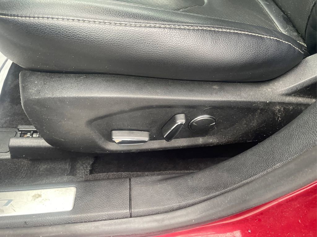 Used 2019 Ford Fusion Titanium image 16