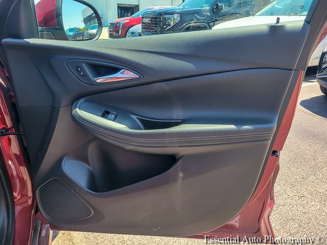 Used 2023 Buick Encore GX Select w/ Sport Touring Package FWD image 29