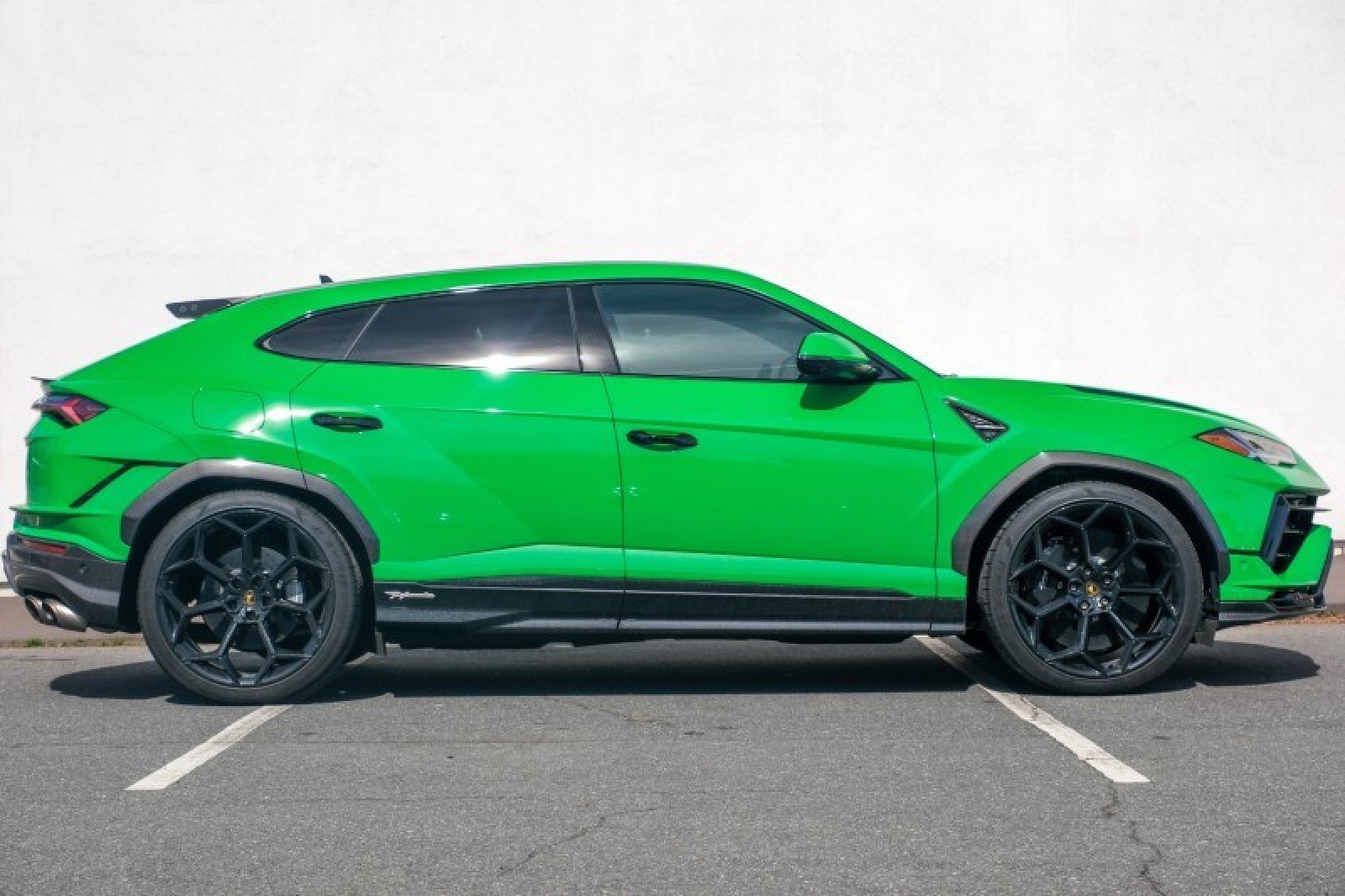 Used 2023 Lamborghini Urus Performante image 6