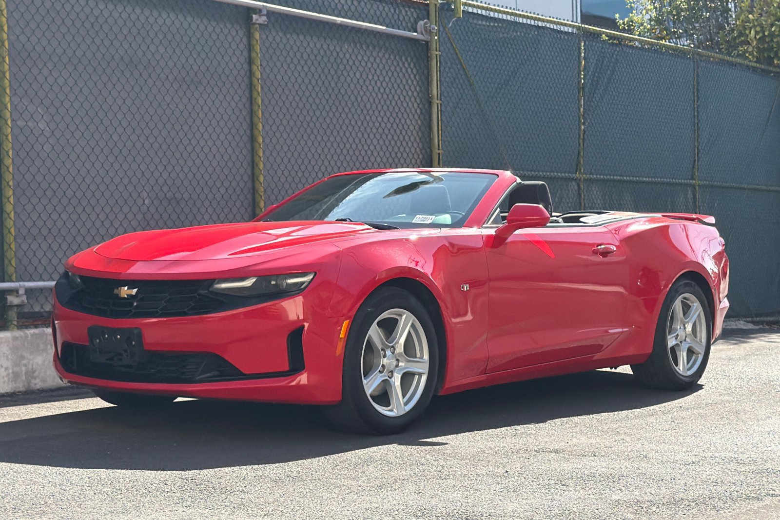 Used 2023 Chevrolet Camaro LT RWD image 8