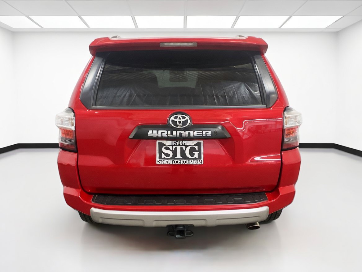 Used 2022 Toyota 4Runner TRD Off-Road Premium w/ Moonroof Package AWD/4WD image 5