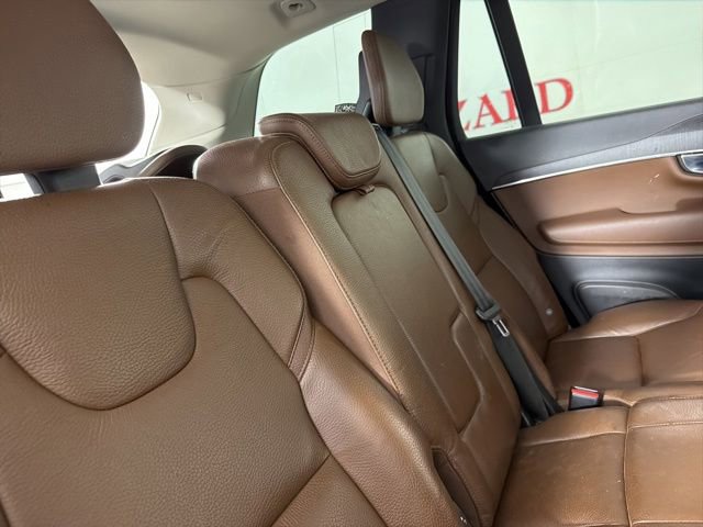 Used 2020 Volvo XC90 T6 Momentum w/ Protection Package Premier AWD/4WD image 18