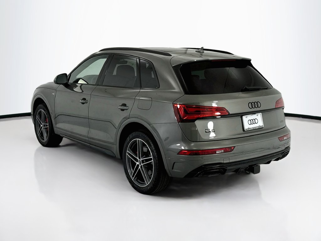 Certified 2025 Audi Q5 e Premium Plus w/ Premium Plus Package AWD/4WD image 7